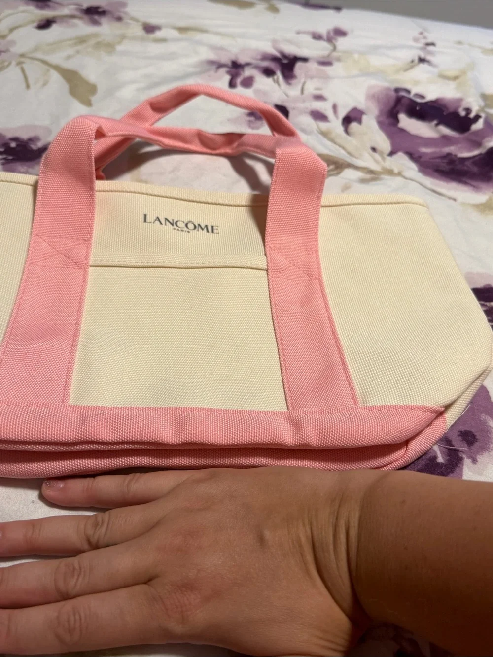 New Lancôme Pink Canvas Tote with Skincare & Makeup Set